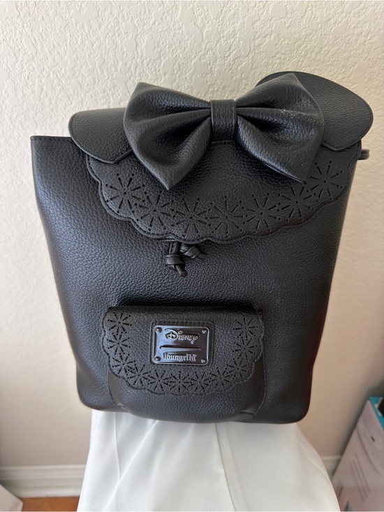 Loungefly Handbags - Loungefly Minnie Mouse Backpack